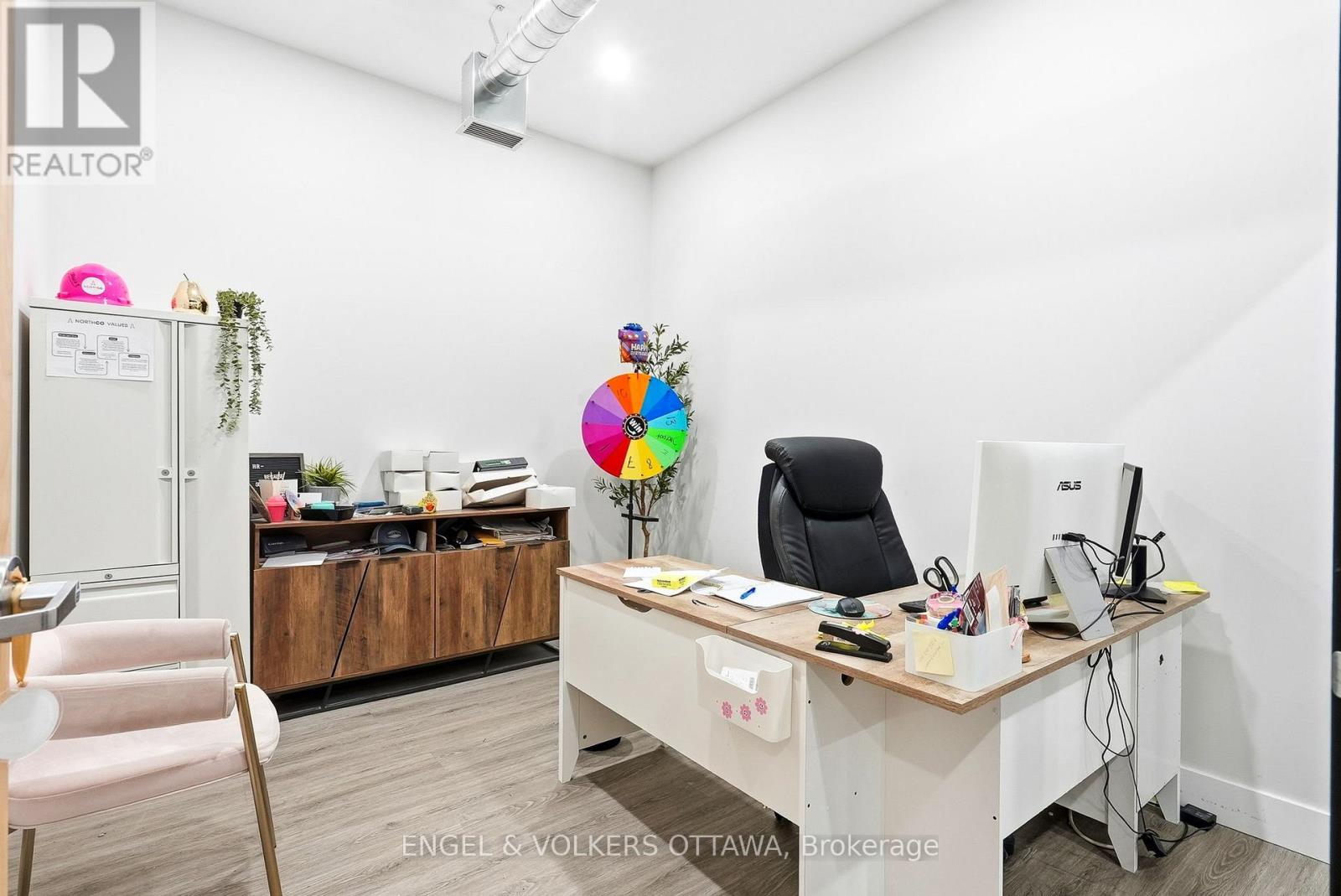 162 WESCAR LANE, Ottawa. Luxury613. By Peter Sagos - Image 8