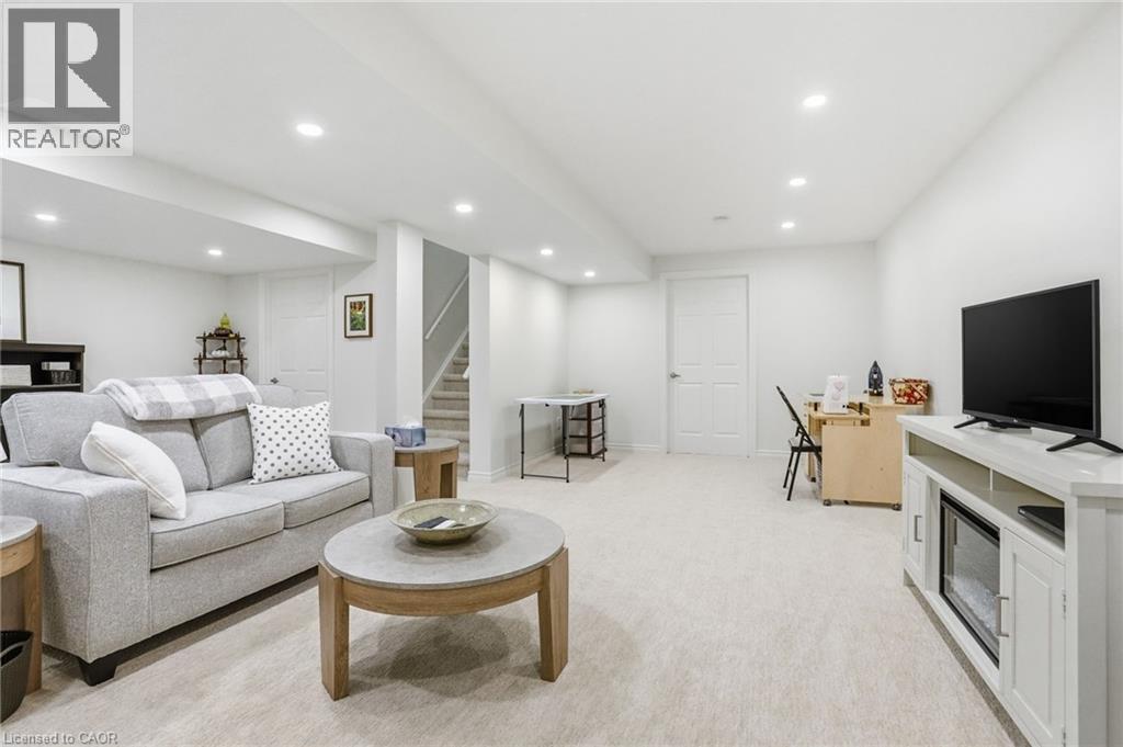 96 ABBOTSFORD Trail - 31