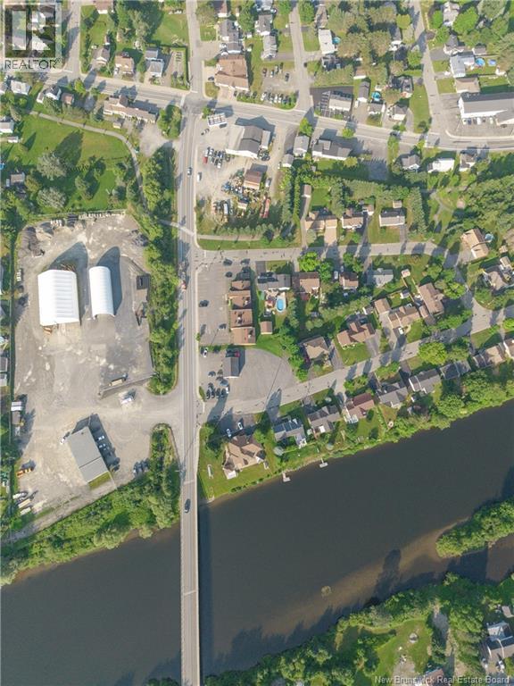 8 Belone Street - 33