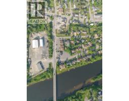 8 Belone Street, Edmundston, NB E7B1B6 Photo 33