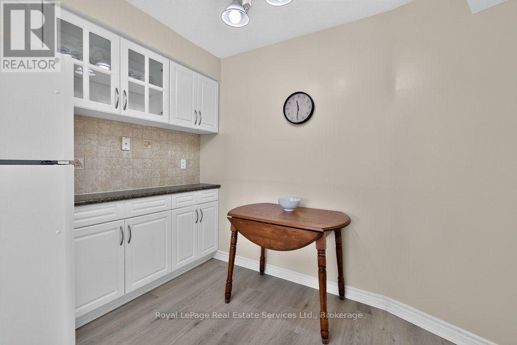 #1105 1240 MARLBOROUGH COURT - 19
