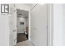 1608 3007 Glen Drive, Coquitlam, BC V3B0L8 Photo 21