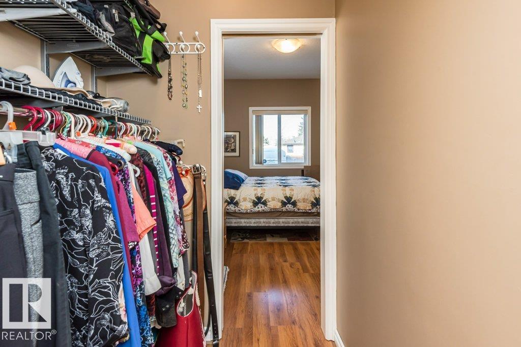 #110 8528 82 AV NW - 25
