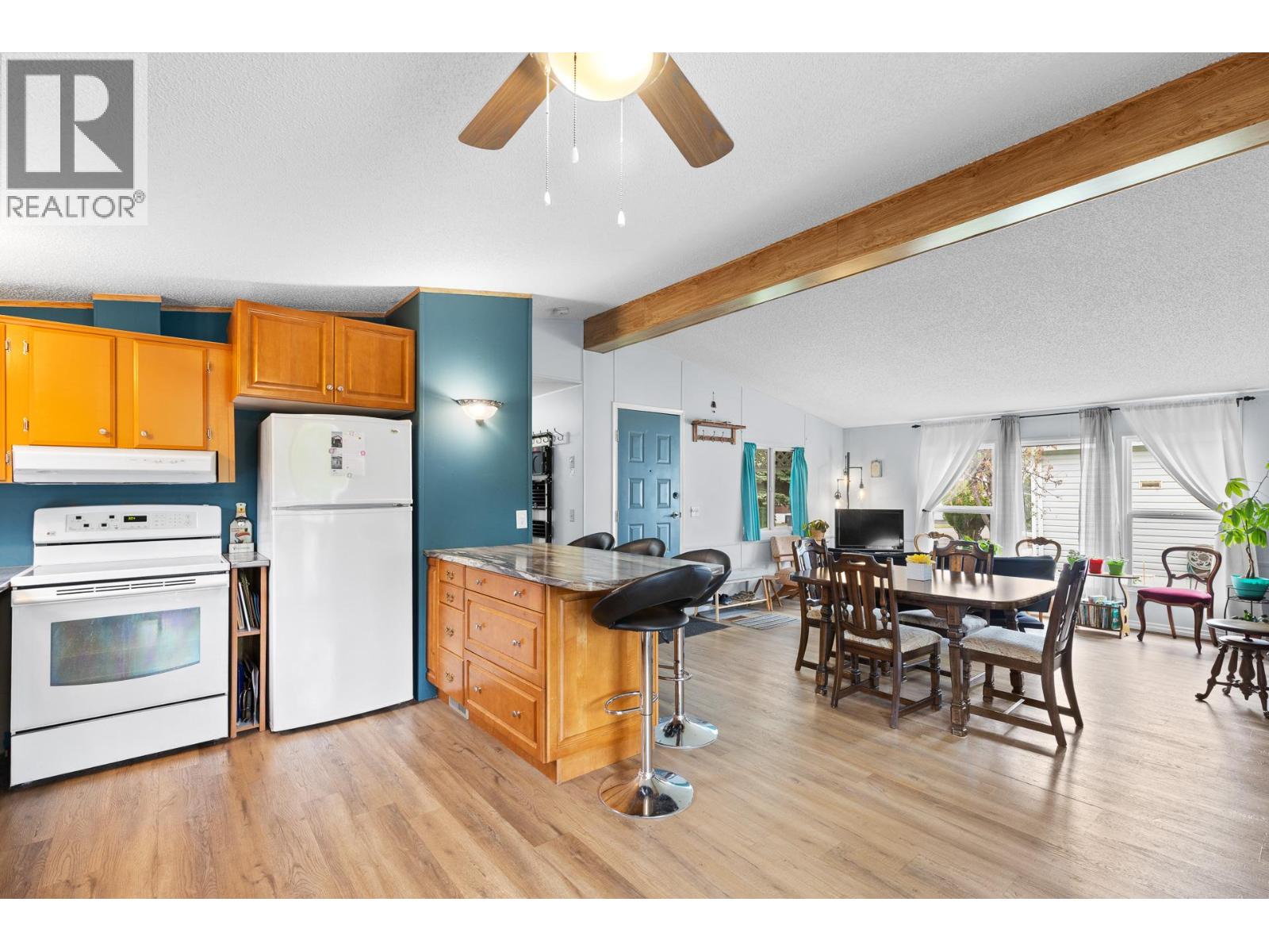 #62 3535 Casorso Road - 6