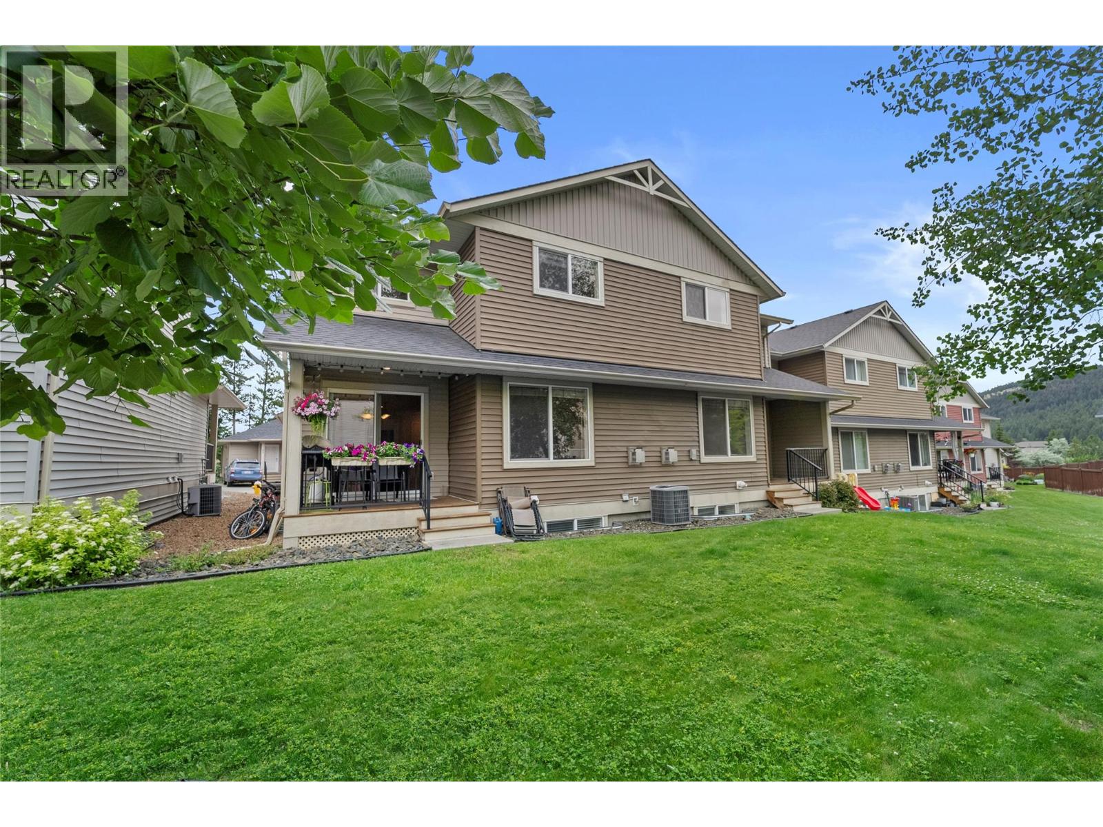 #22 1900 Hugh Allan Drive - 4