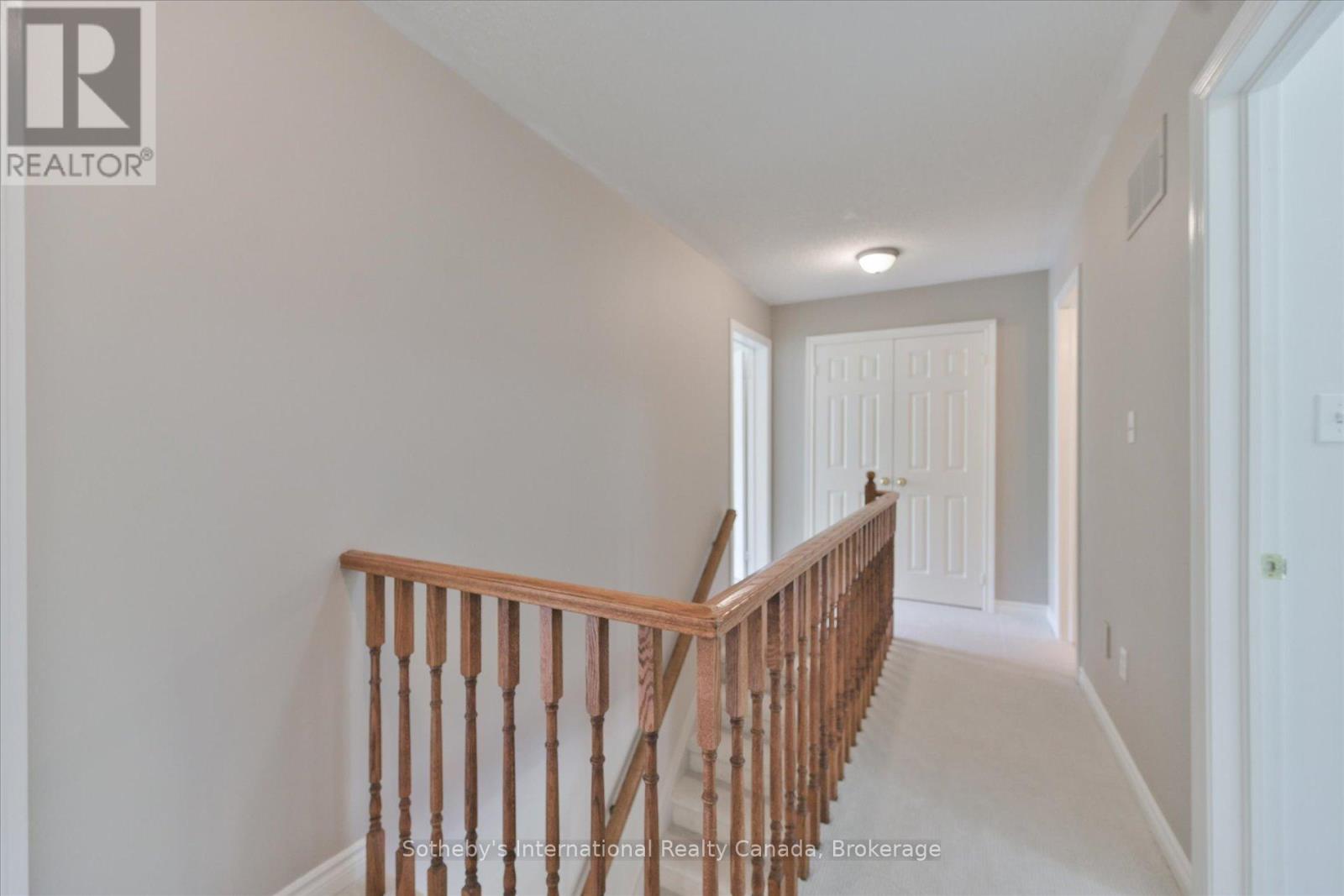 #41 300 RAVINEVIEW WAY - 24