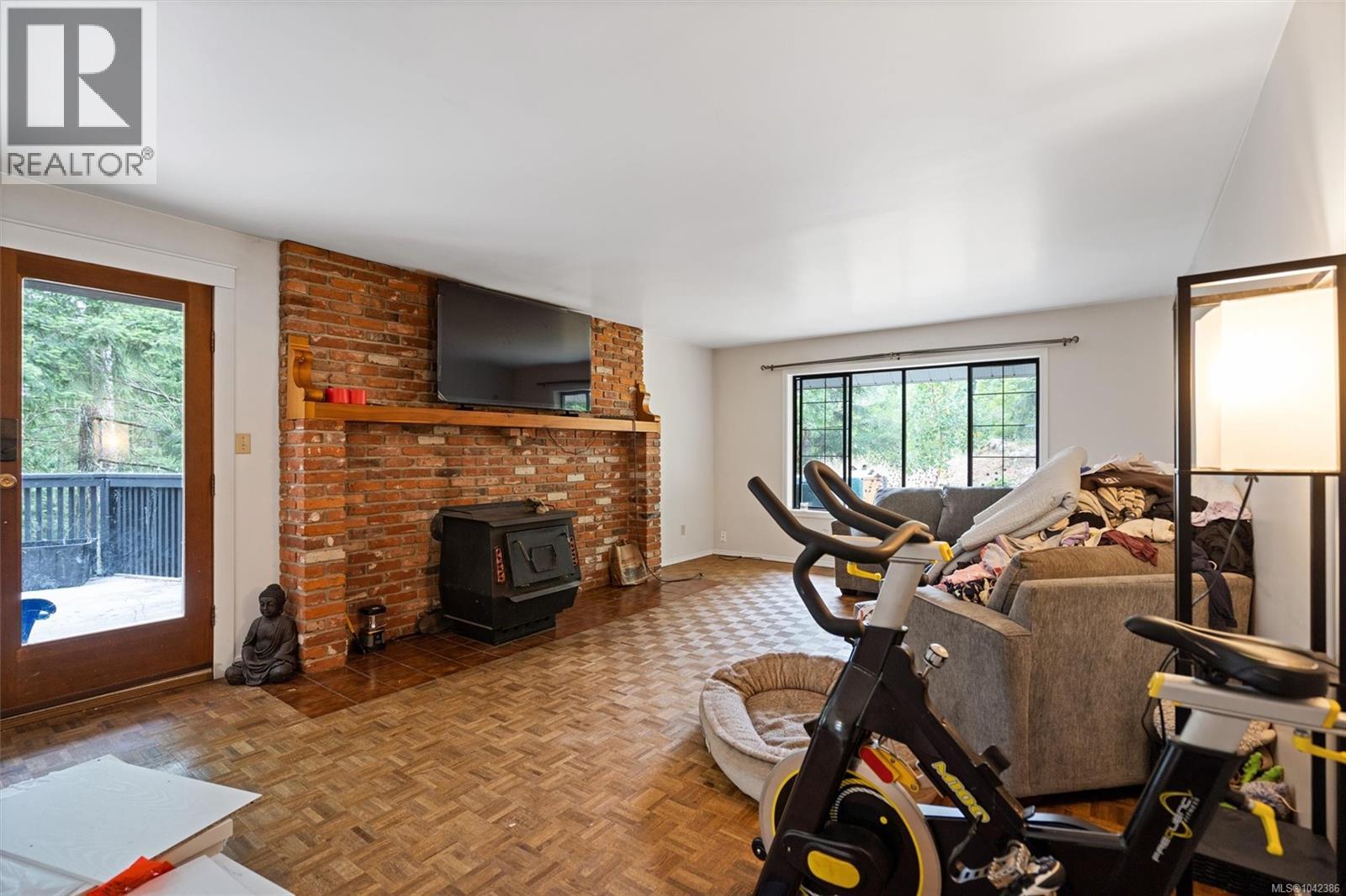 2099 Shawnigan Lake Rd - 24