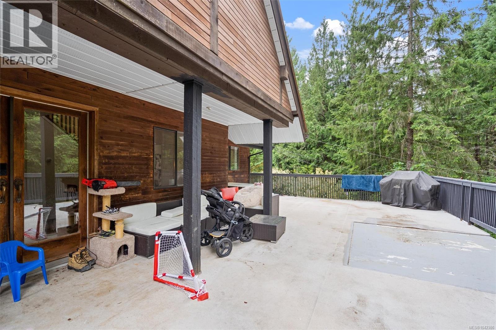 2099 Shawnigan Lake Rd - 46