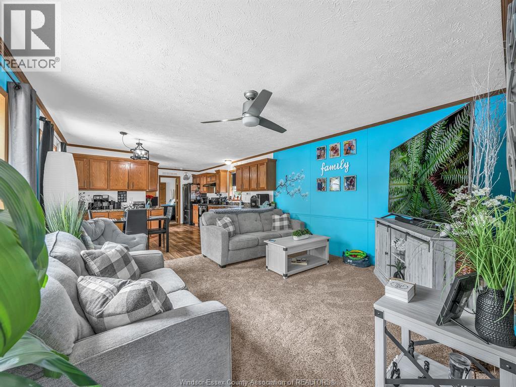 1 OAK COURT - 11