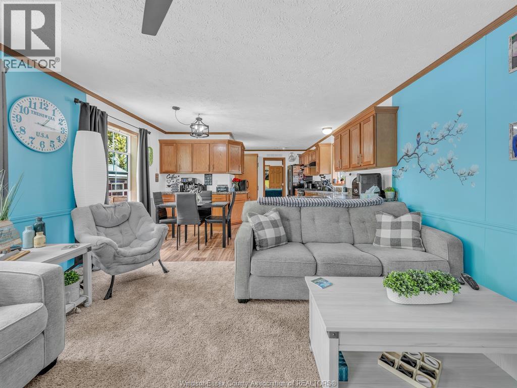 1 OAK COURT - 12