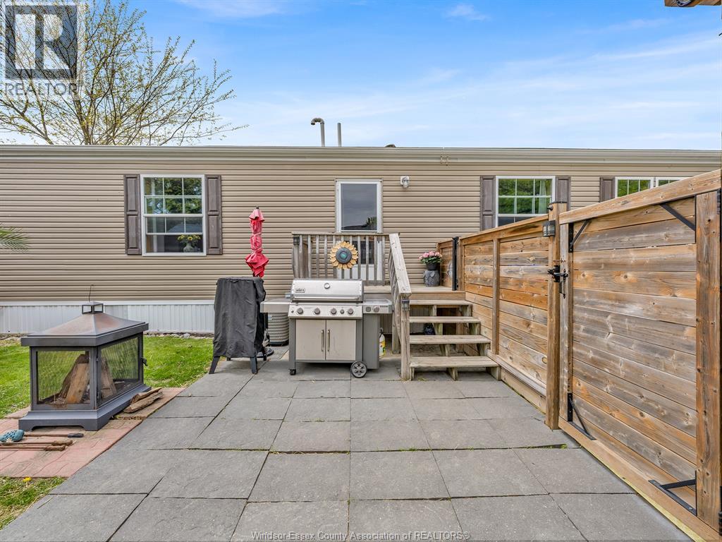 1 OAK COURT - 6
