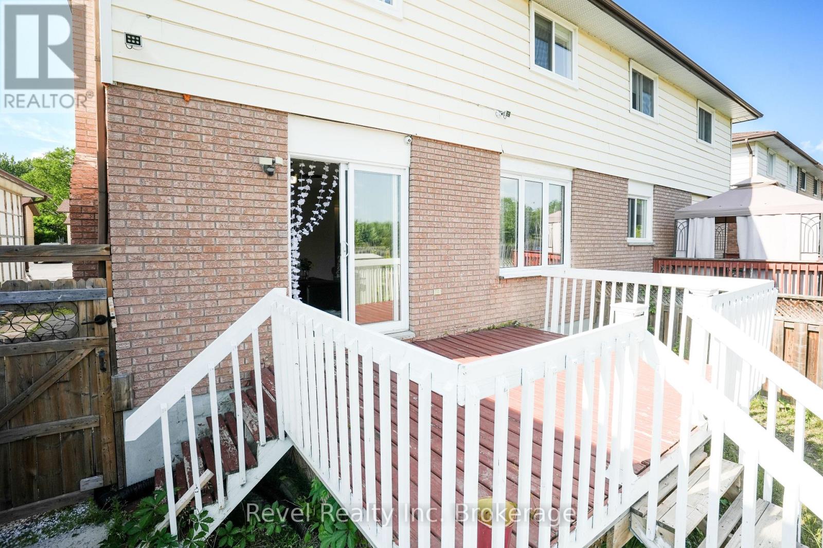 113 MASSEY DRIVE - 25