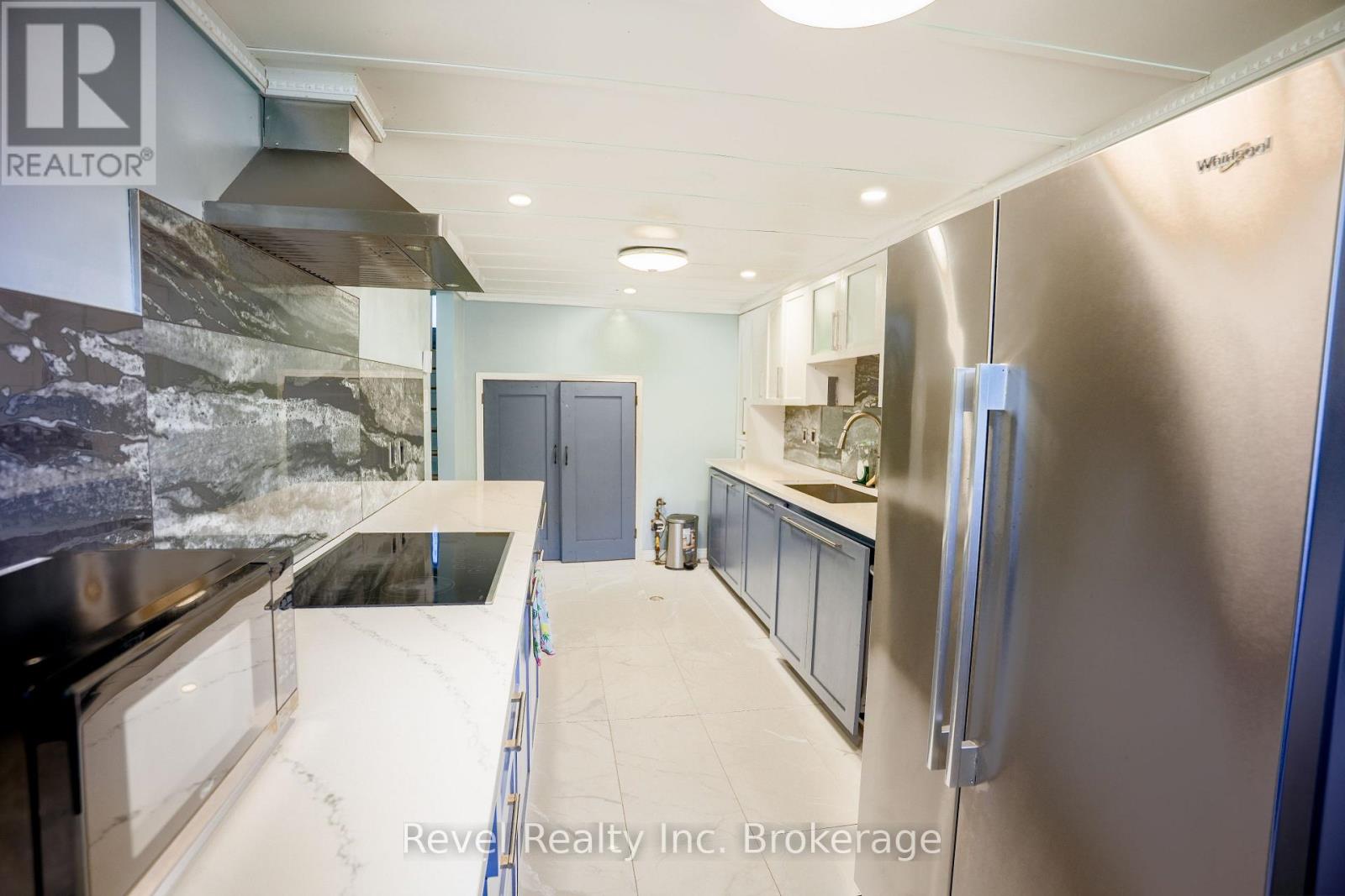 113 MASSEY DRIVE - 35