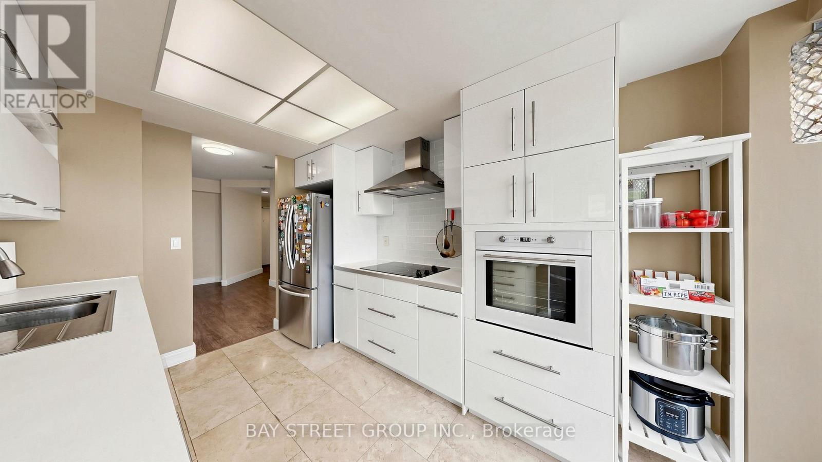 #1416 7 BISHOP AVENUE - 14