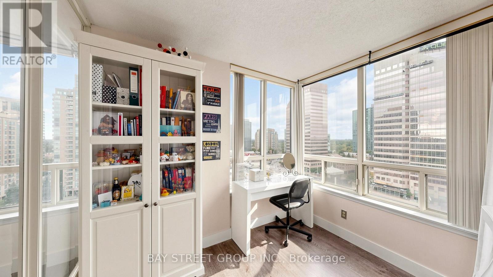 #1416 7 BISHOP AVENUE - 24