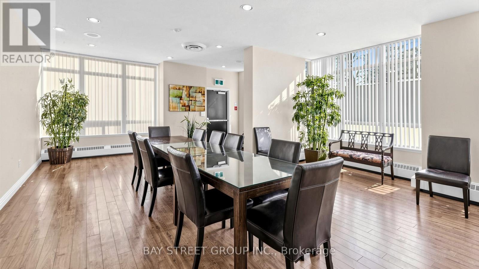 #1416 7 BISHOP AVENUE - 31