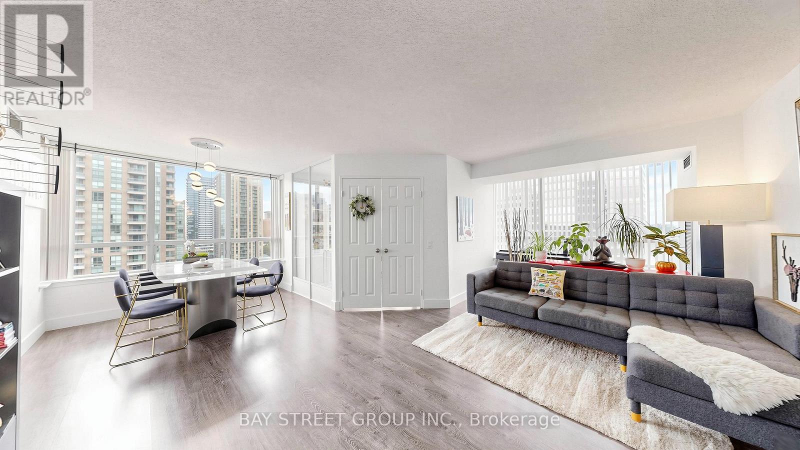 #1416 7 BISHOP AVENUE - 5