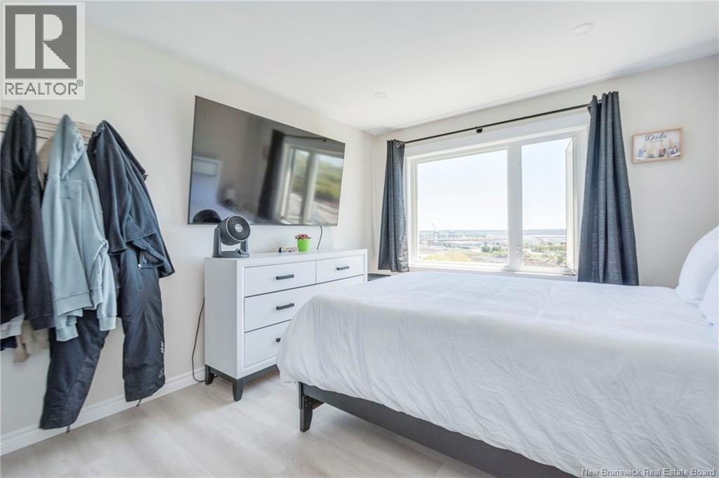 #A33 500 Douglas Avenue - 26