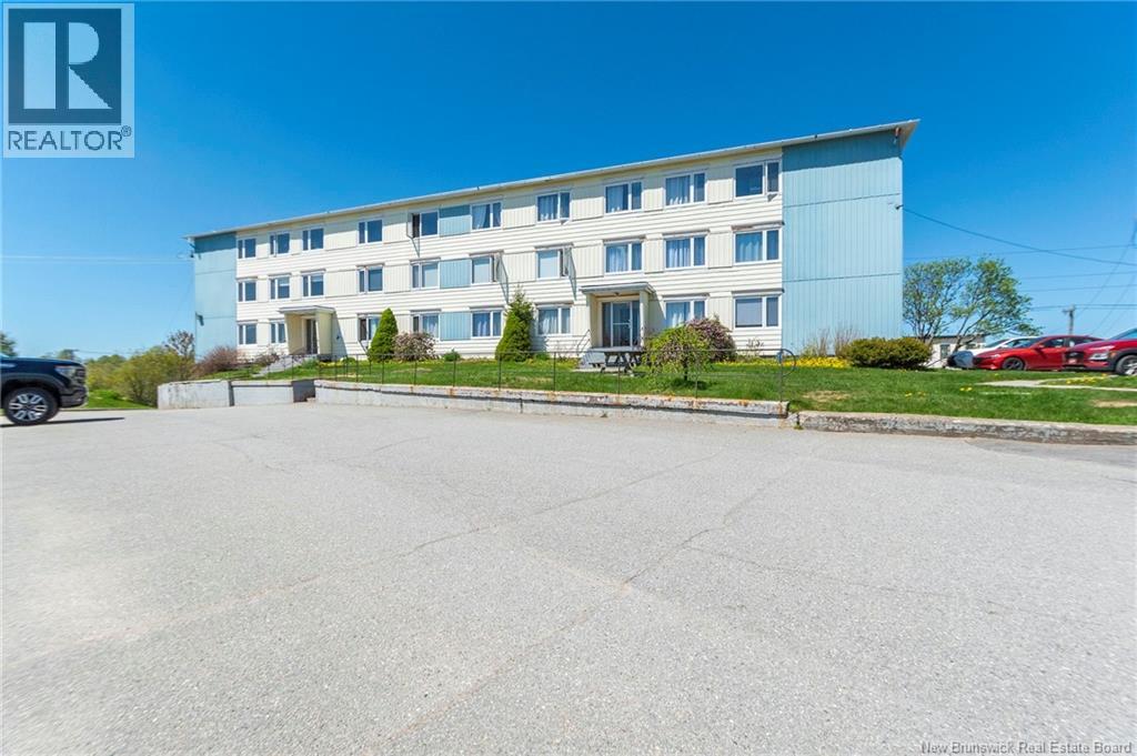 #A33 500 Douglas Avenue - 38