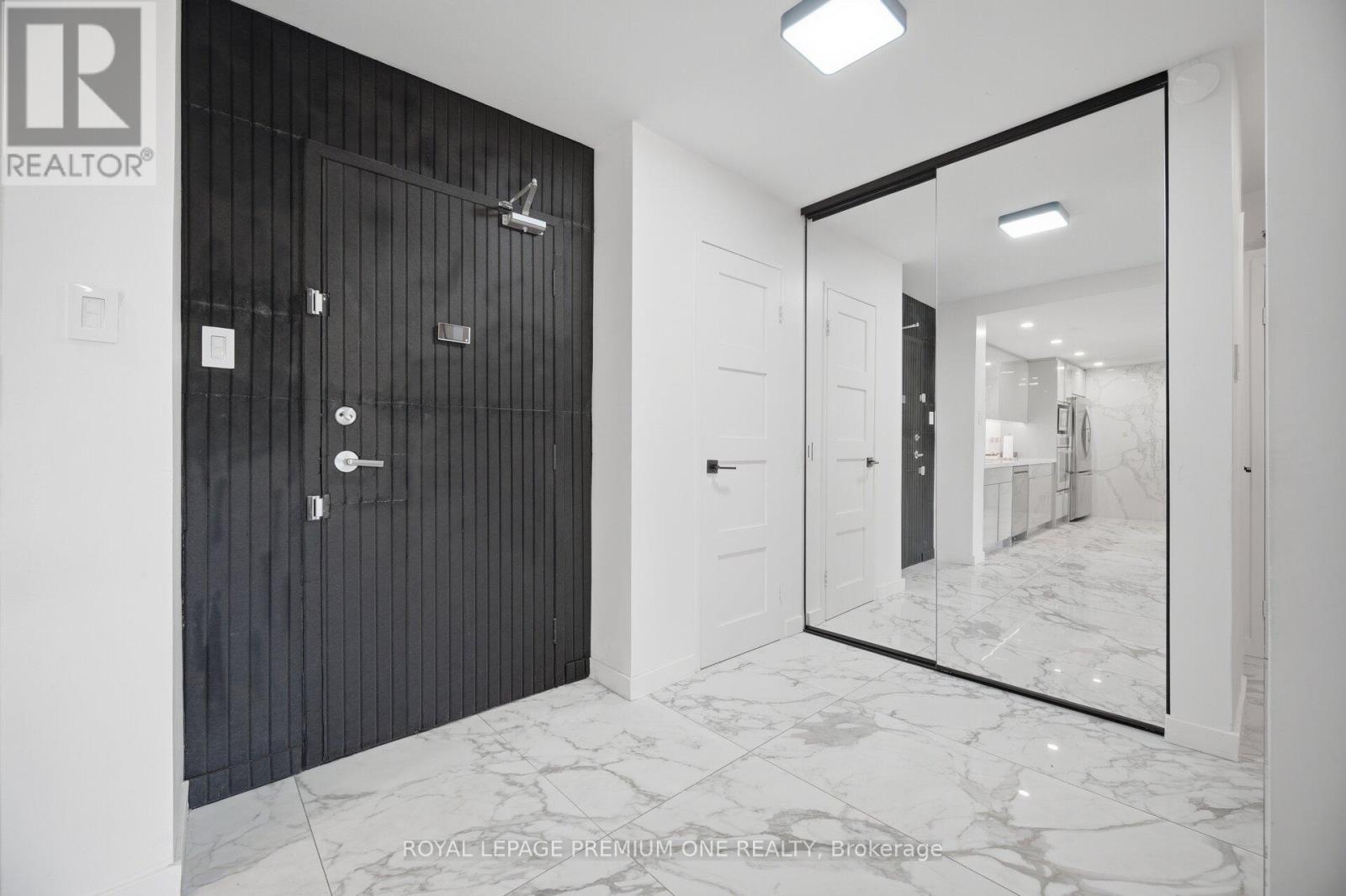#302 100 CANYON AVENUE - 9
