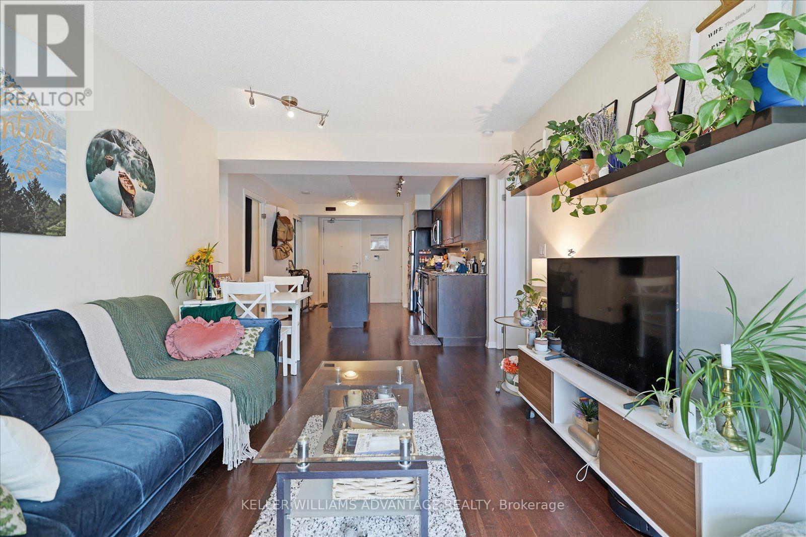 #1170 209 FORT YORK BOULEVARD - 10