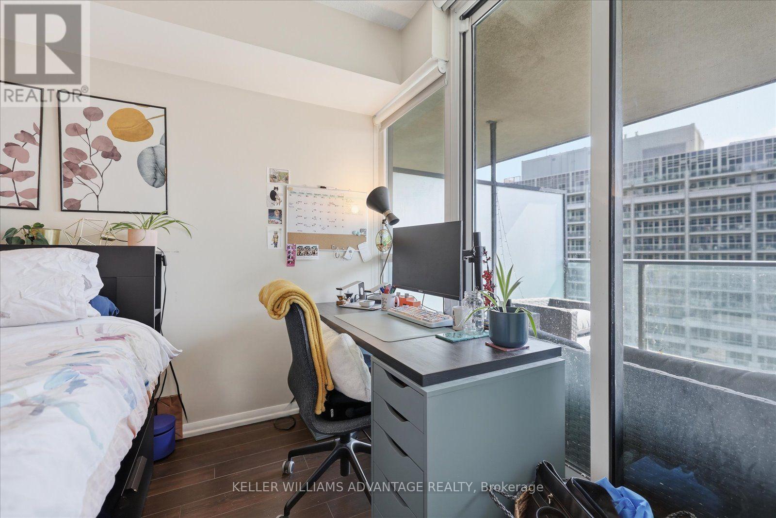 #1170 209 FORT YORK BOULEVARD - 14