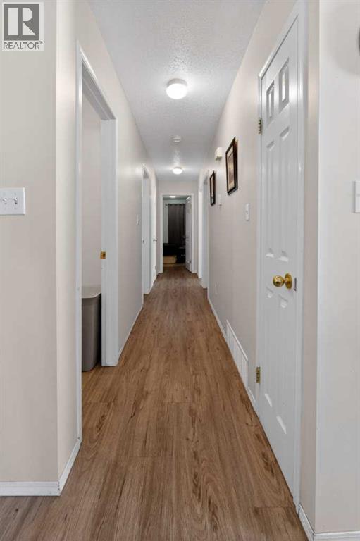 9214 94A Avenue - 10