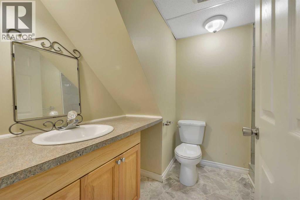4030 51A Street - 23
