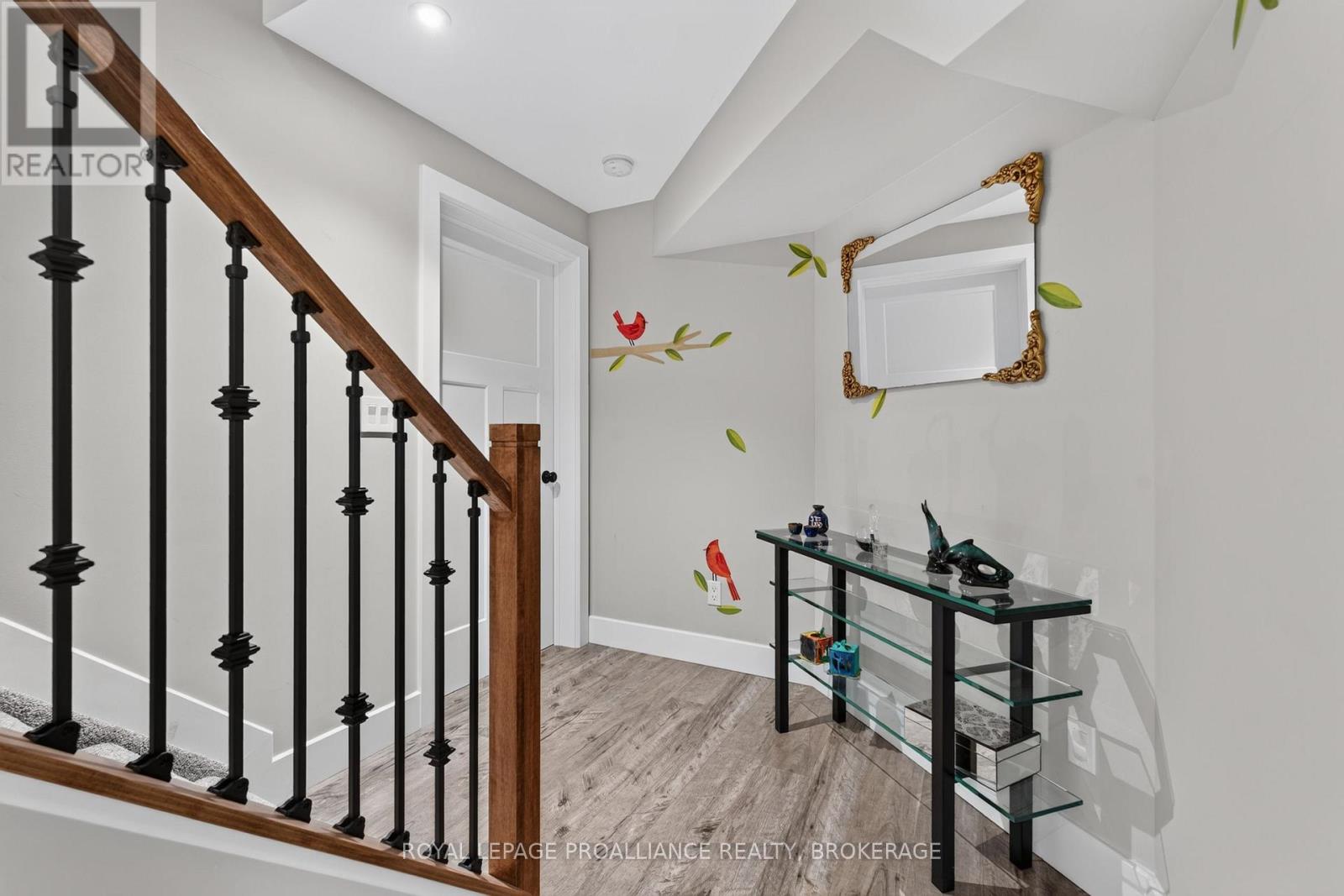 589 FIELDSTONE DRIVE - Image 28