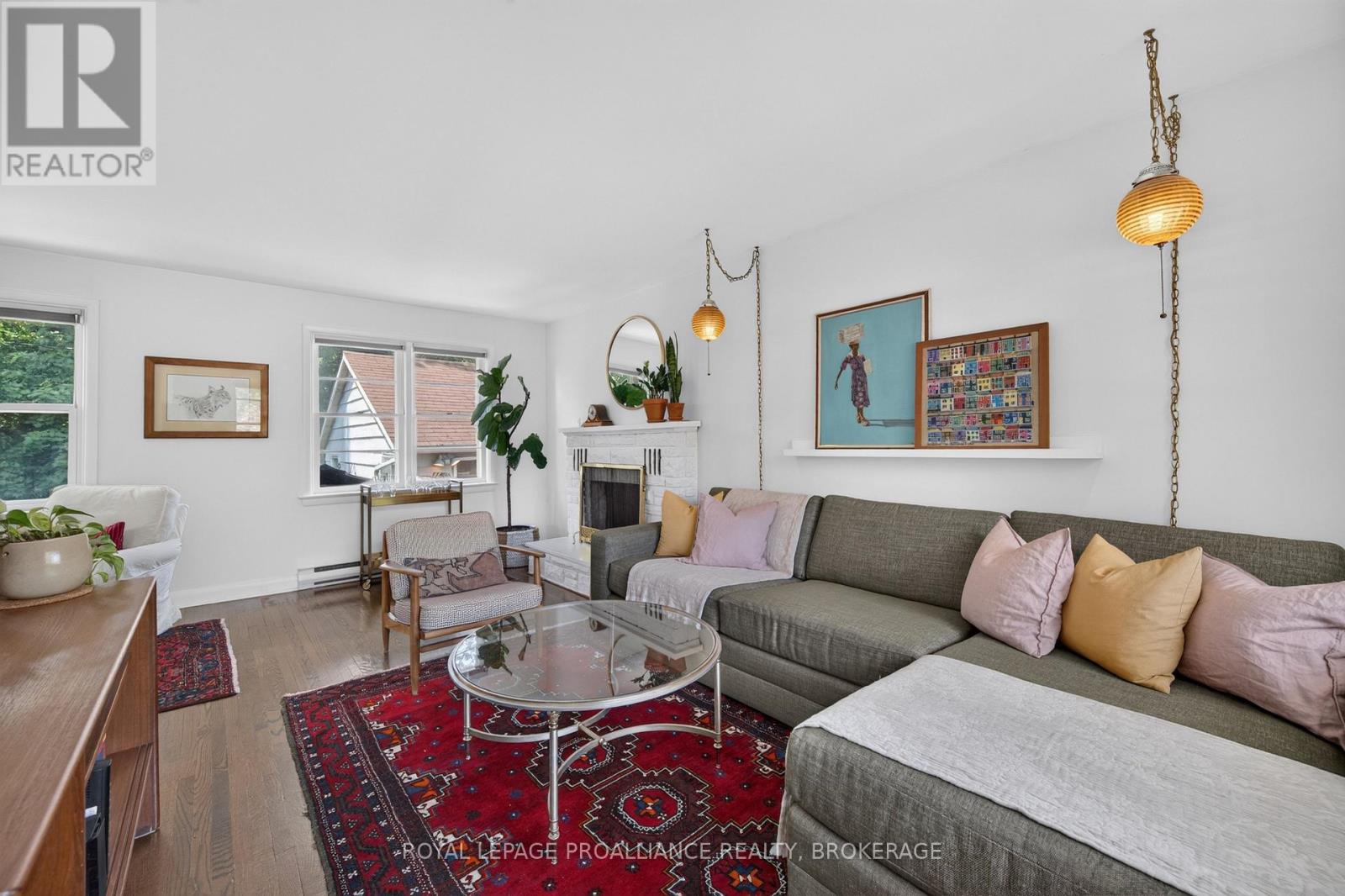 288 YONGE STREET - 12