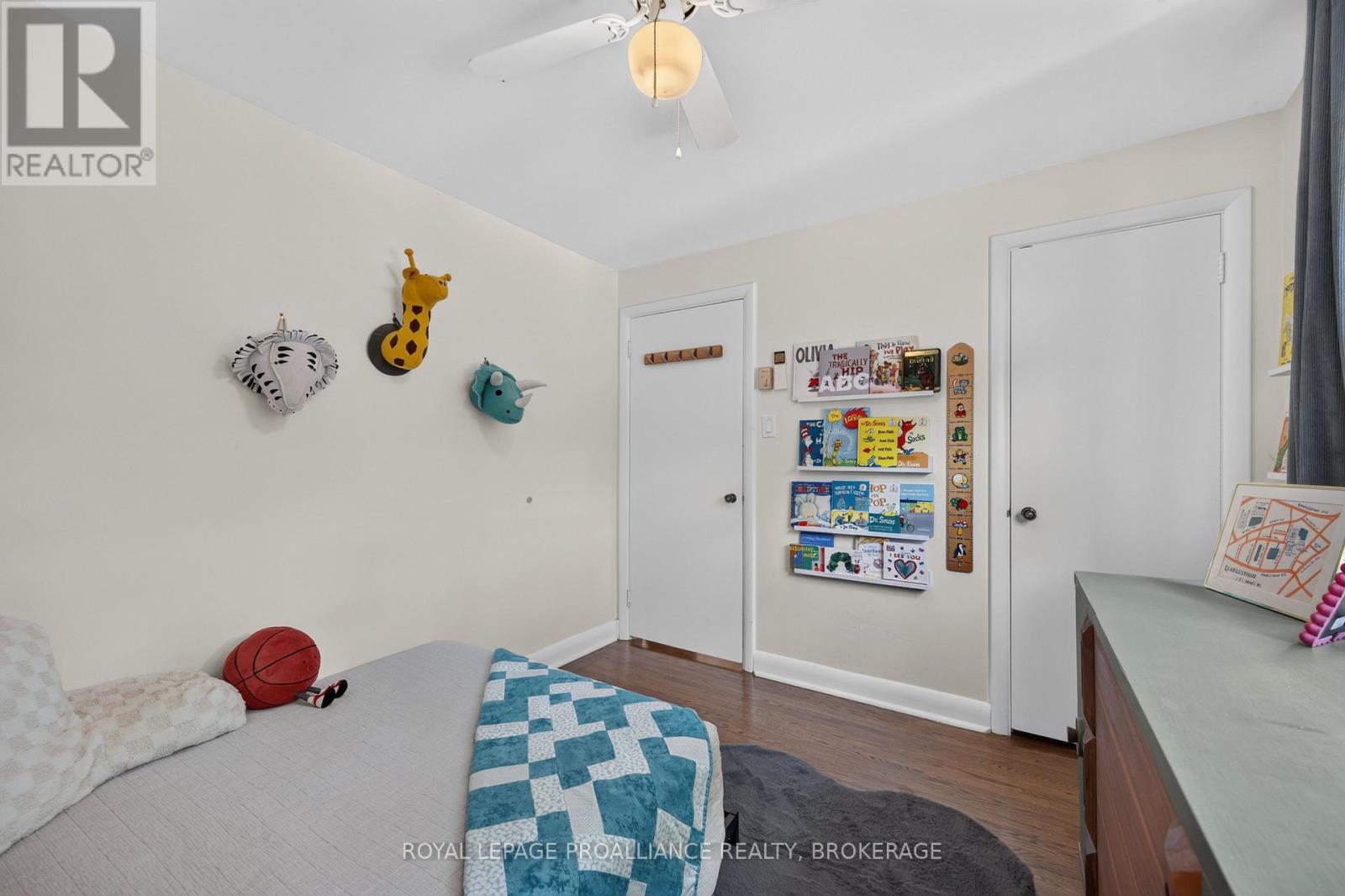 288 YONGE STREET - 21