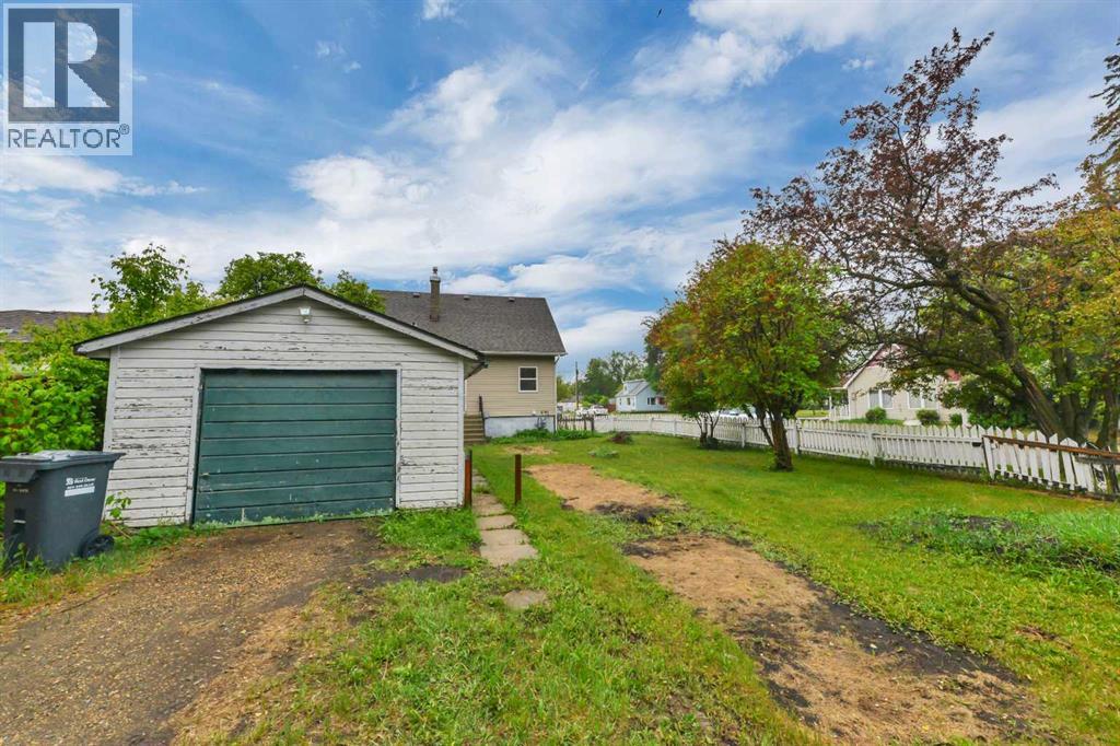 4030 51A Street - 31