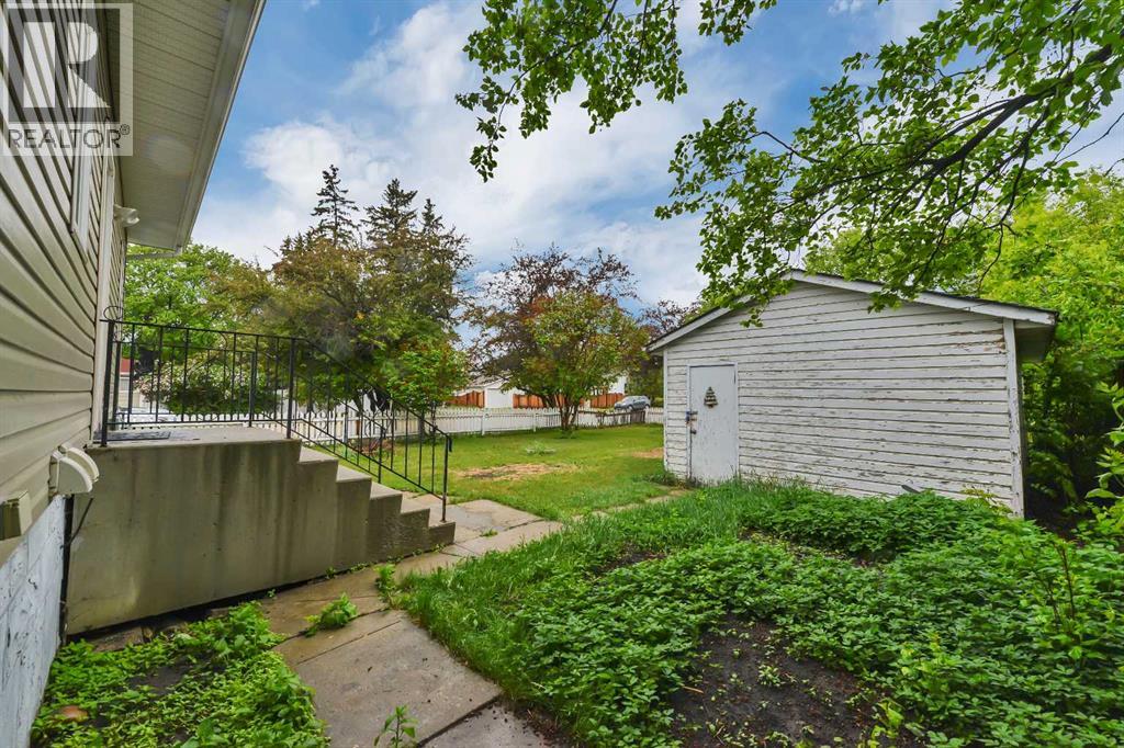 4030 51A Street - 28