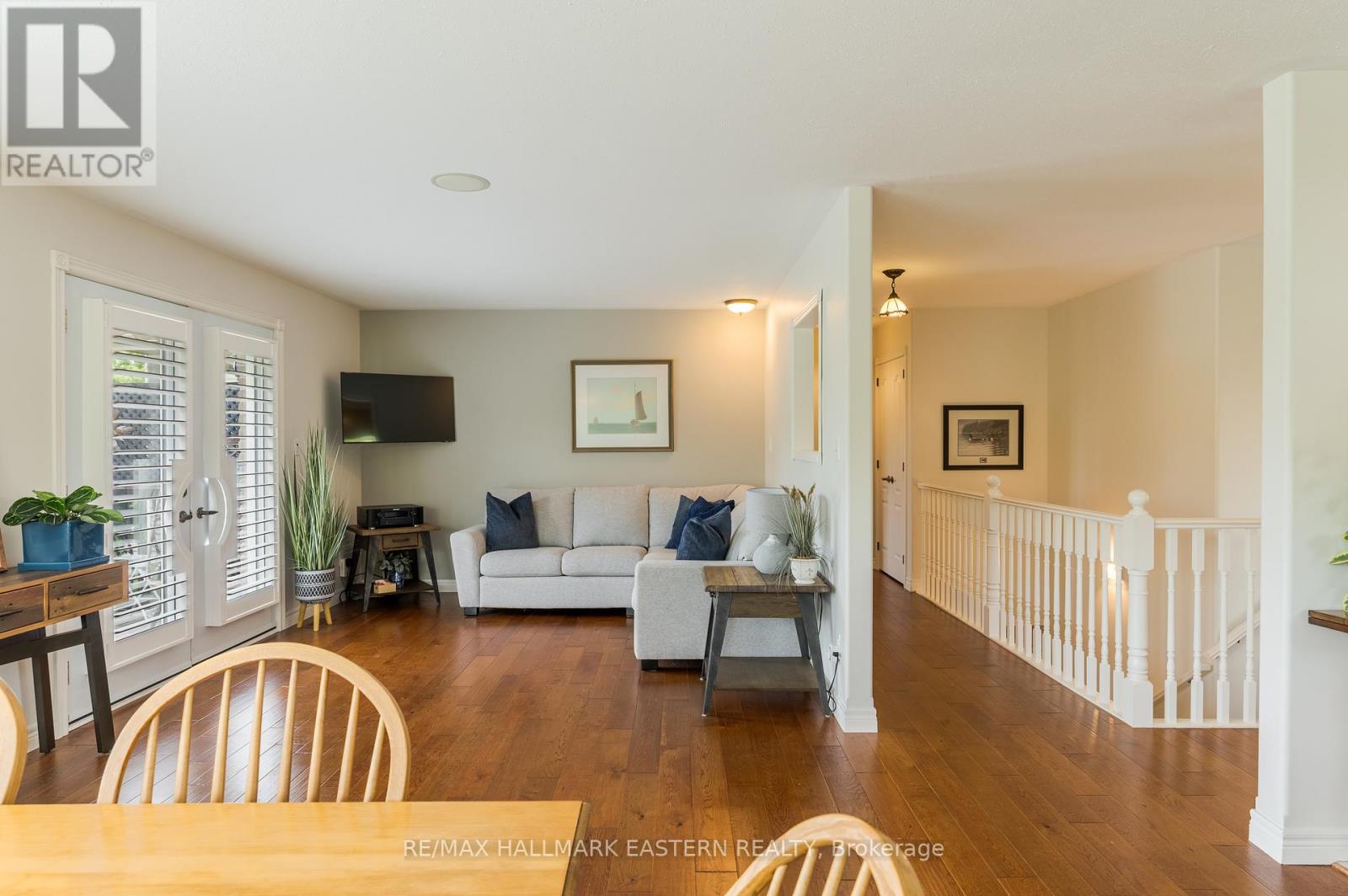#35 301 CARNEGIE AVENUE - 13