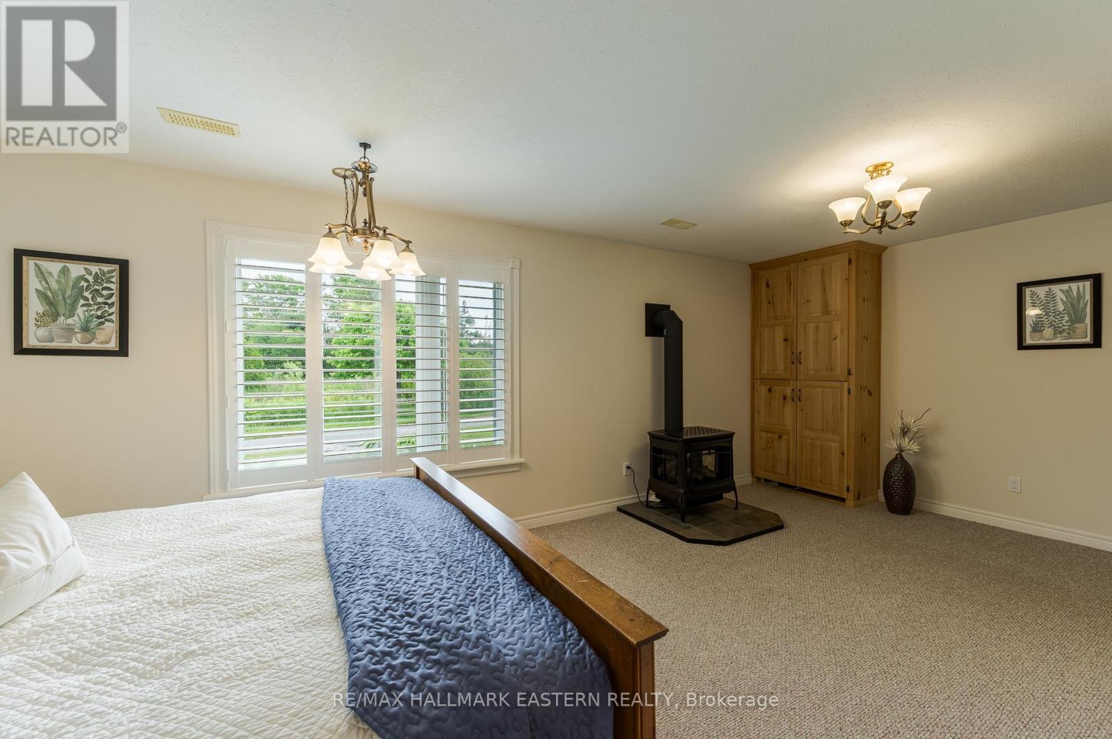 #35 301 CARNEGIE AVENUE - 29