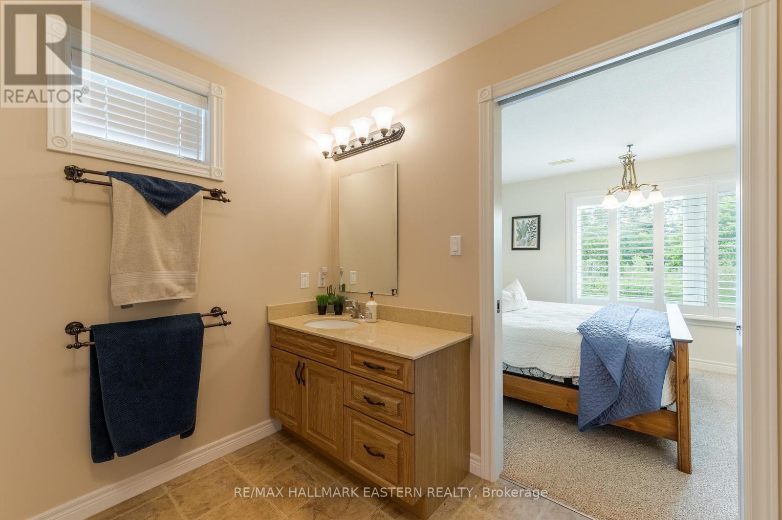 #35 301 CARNEGIE AVENUE - 32