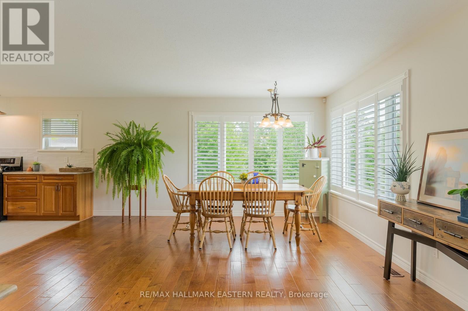 #35 301 CARNEGIE AVENUE - 9