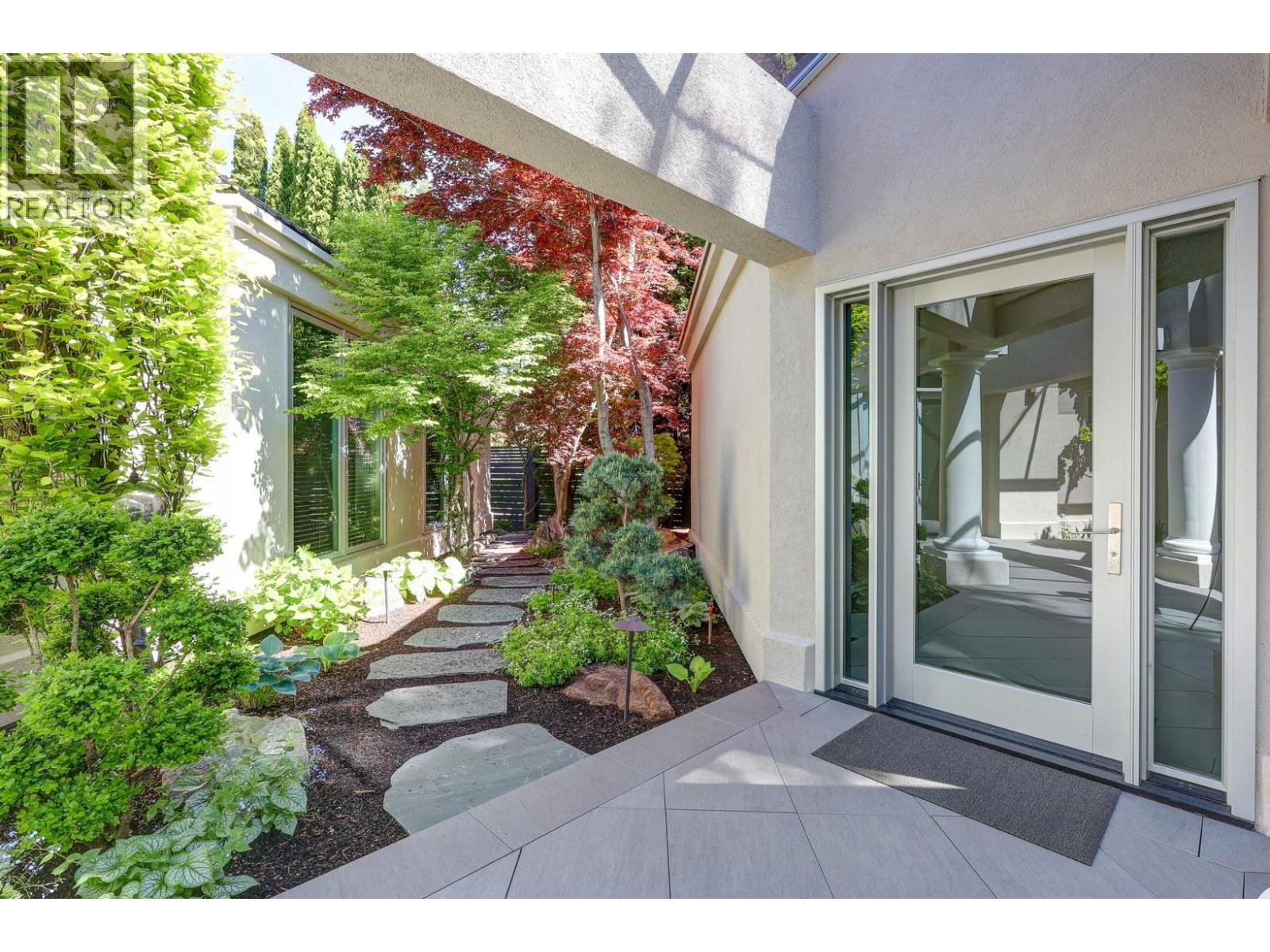 4458A Lakeland Road, Kelowna