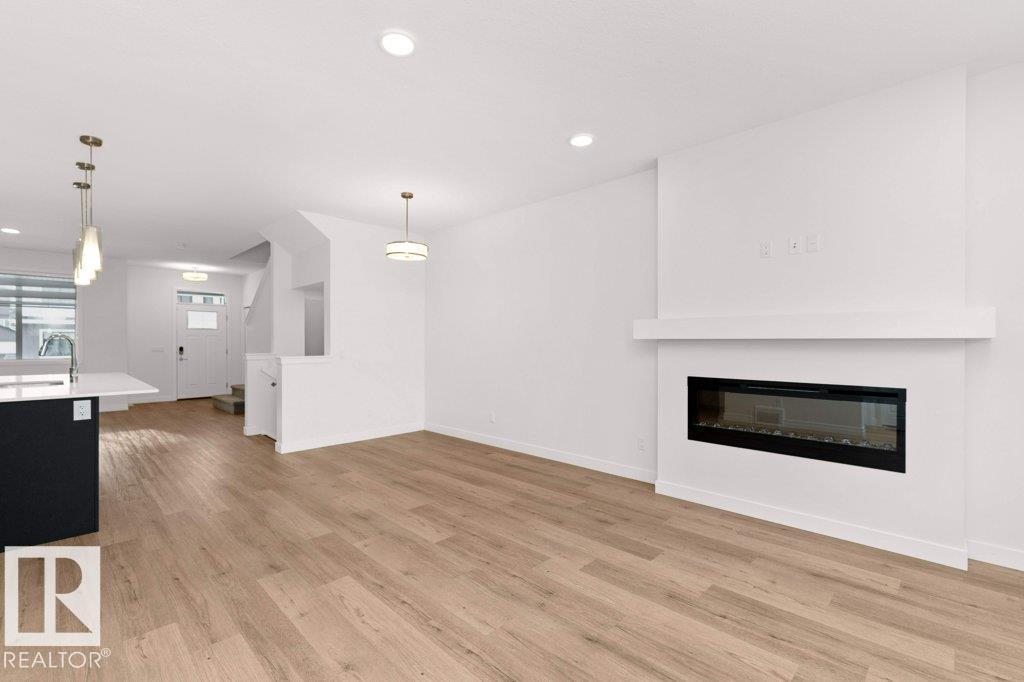1529 Plum CI SW - 22