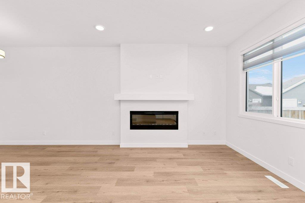 1529 Plum CI SW - 20