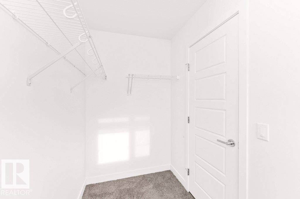 1529 Plum CI SW - 34