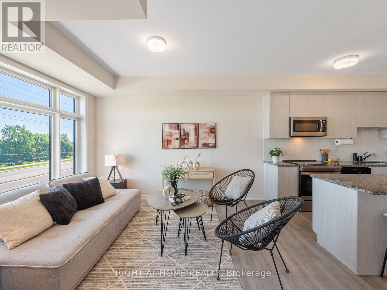 #403 2550 CASTLEGATE CROSSING - 16