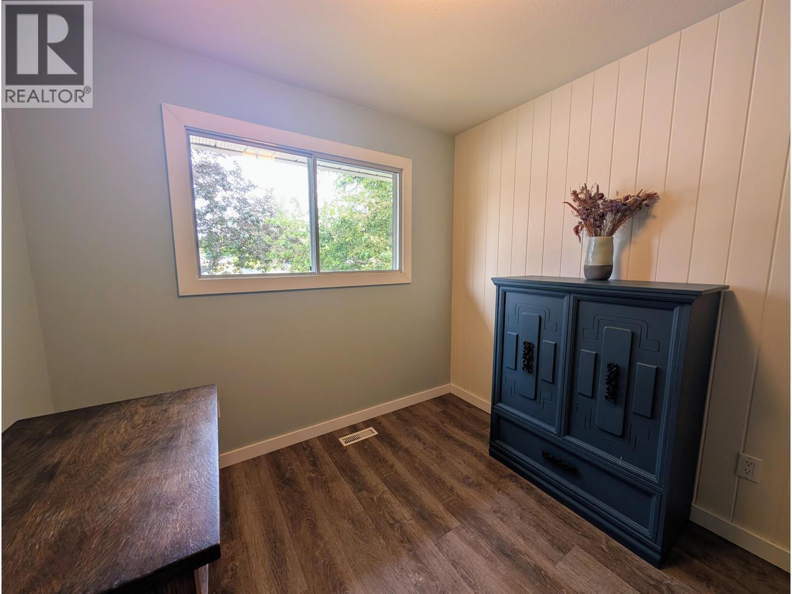 1696 PRINCESS Street, Smithers