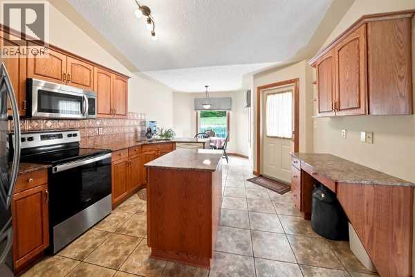 27, 26110 Highway 11 - 29