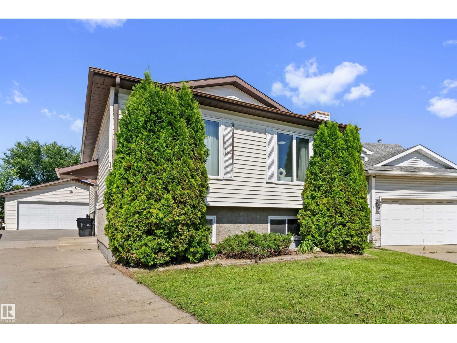 15252 81 ST NW - 2