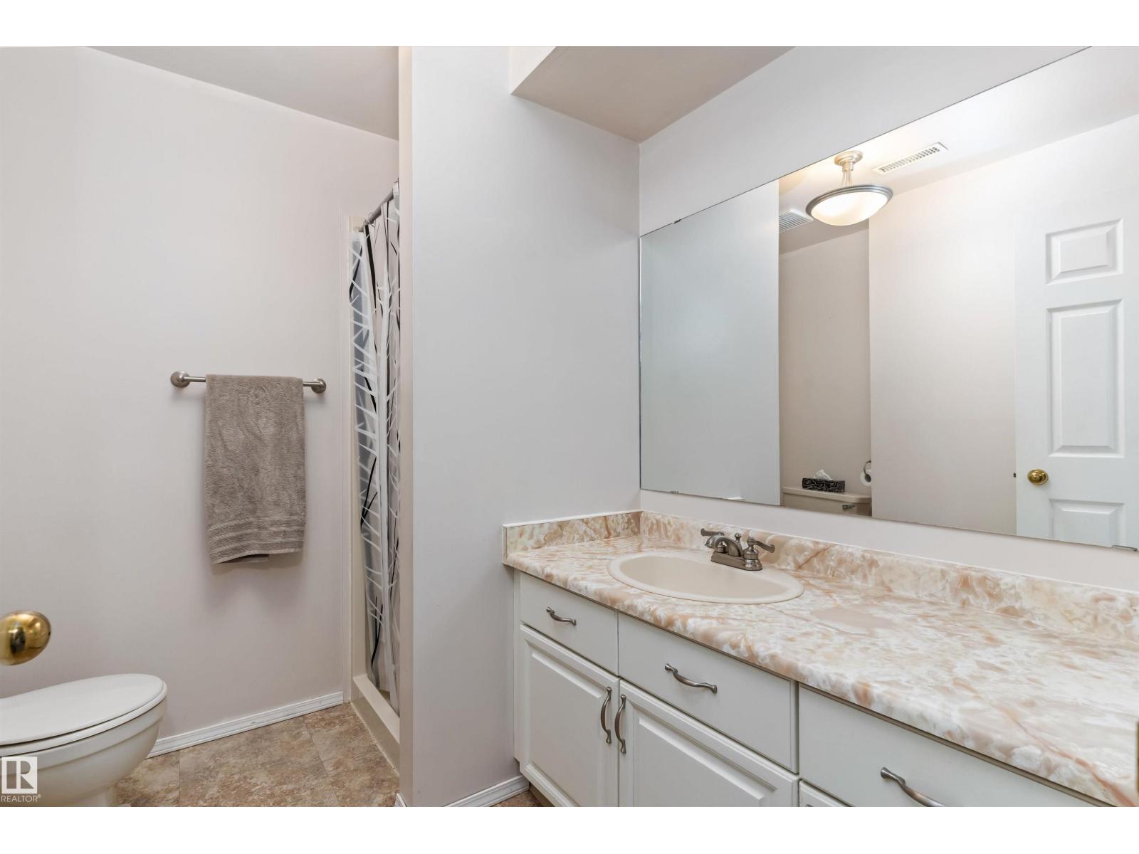 15252 81 ST NW - 25