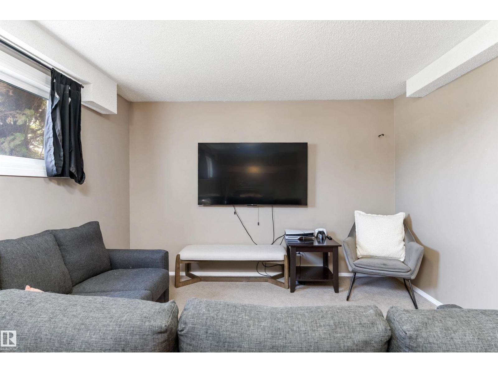 15252 81 ST NW - 29