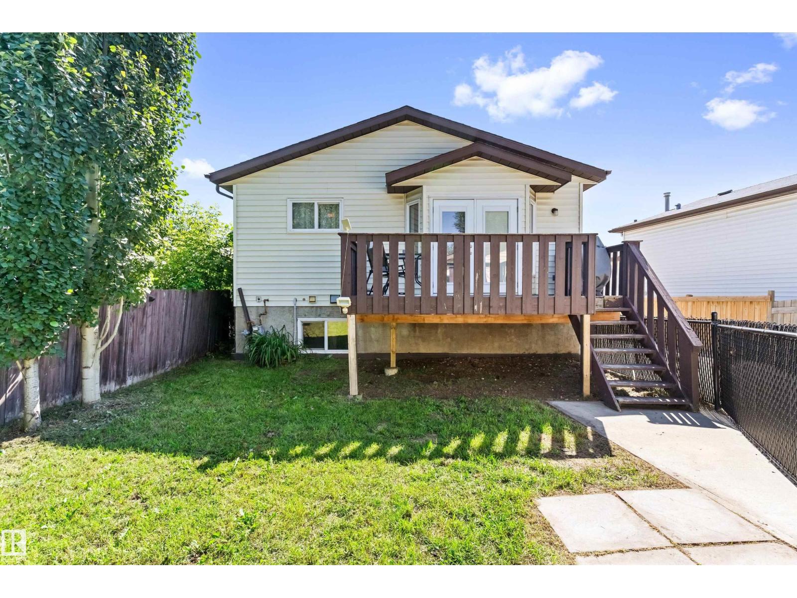 15252 81 ST NW - 31