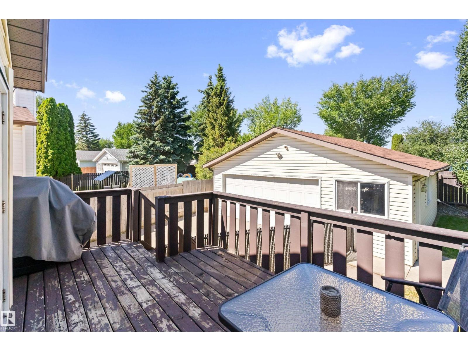 15252 81 ST NW - 35
