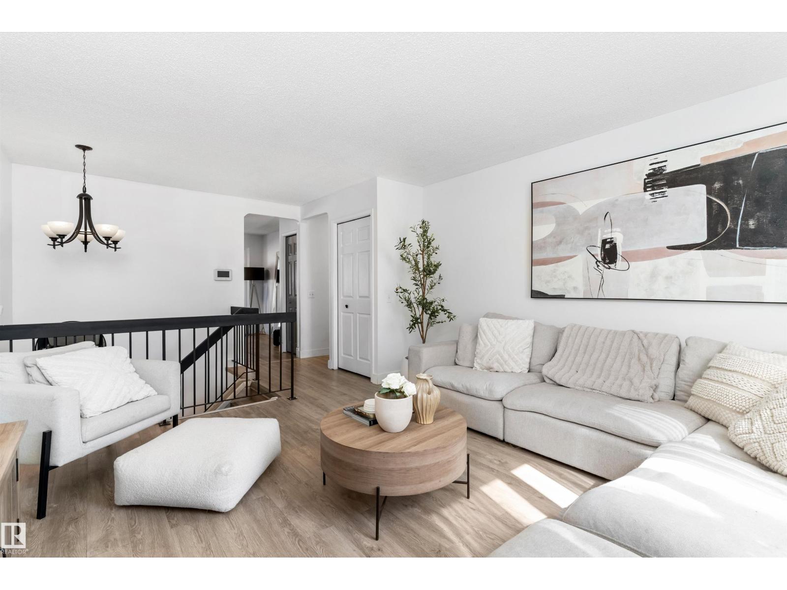 15252 81 ST NW - 8